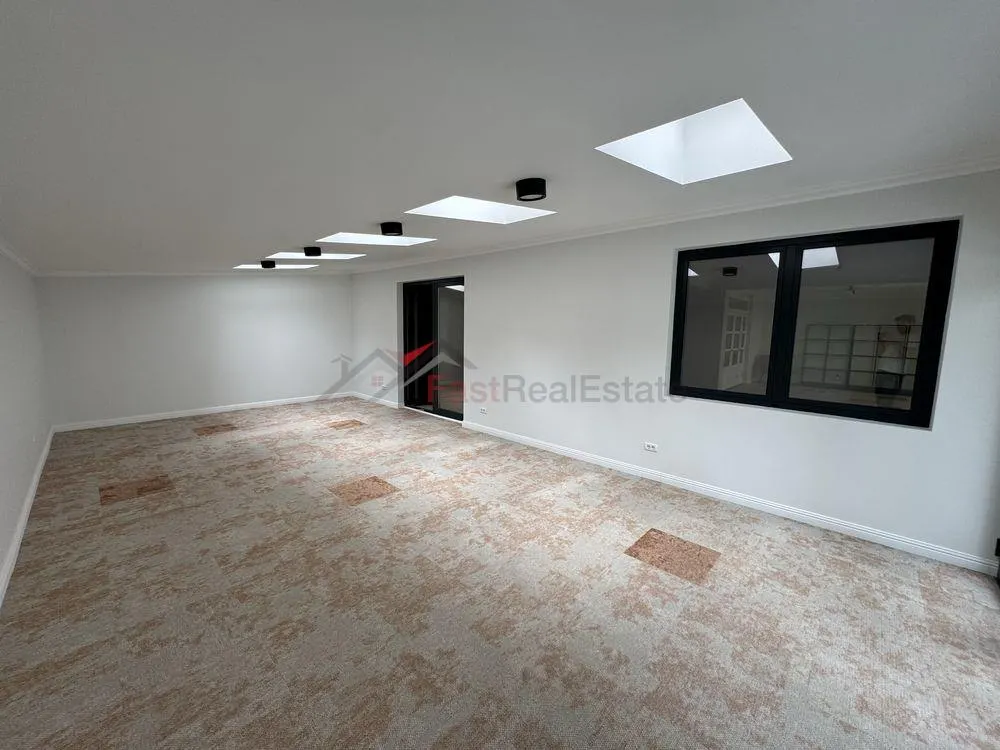 Spatiu comercial de inchiriat zona Tei - foto 4