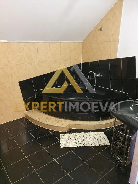 Penthouse ultracentral de vanzare Baia Mare  Transilvaniei - foto 8