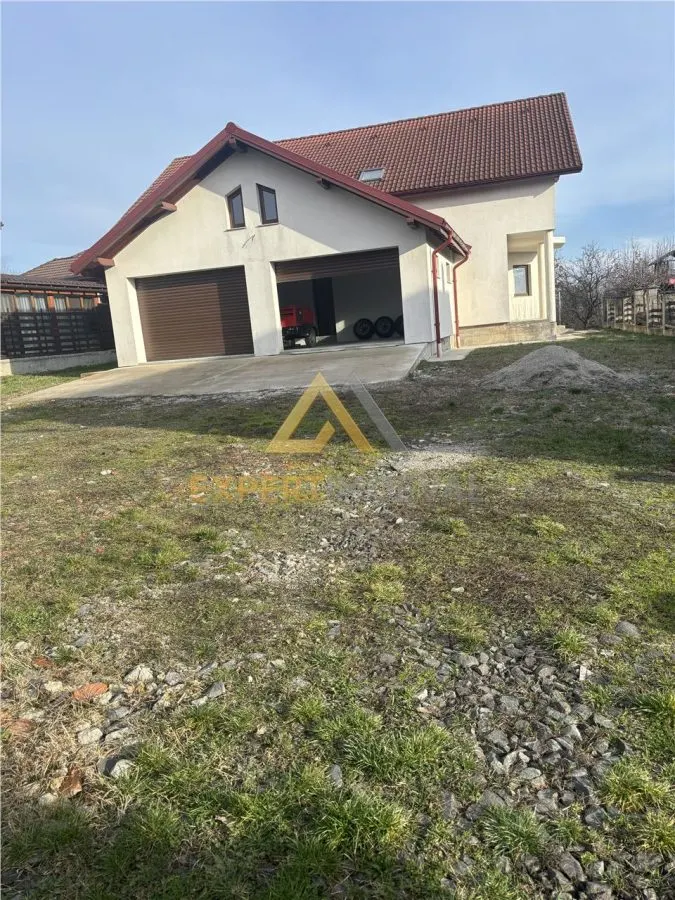 Casa spectaculoasa de vanzare Tautii Magheraus str 69 - foto 2