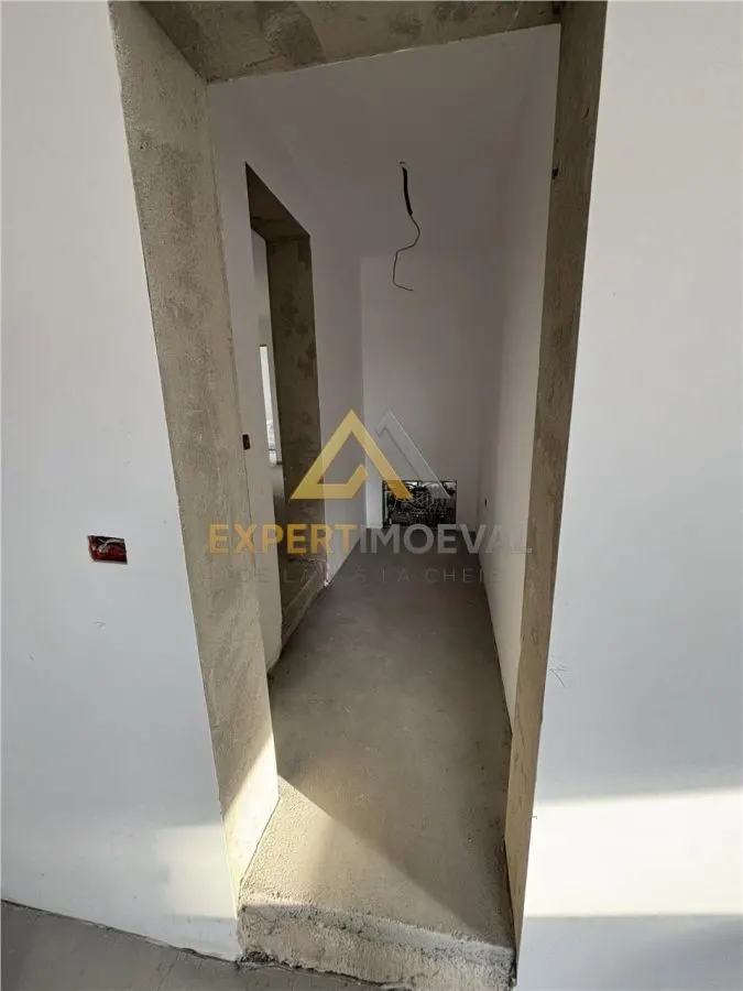 Casa spectaculoasa de vanzare Tautii Magheraus str 69 - foto 16