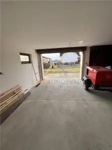 Casa spectaculoasa de vanzare Tautii Magheraus str 69 - foto 17