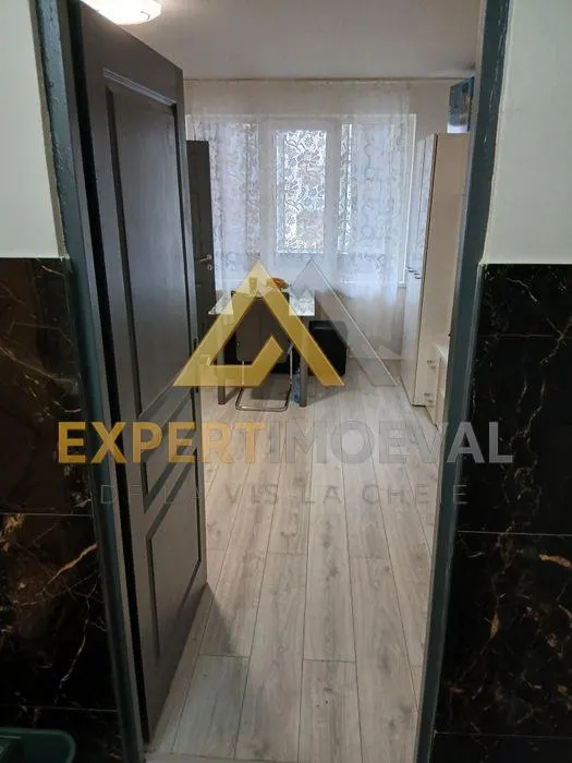 Garsoniera renovata Luminisului Baia Mare - foto 2
