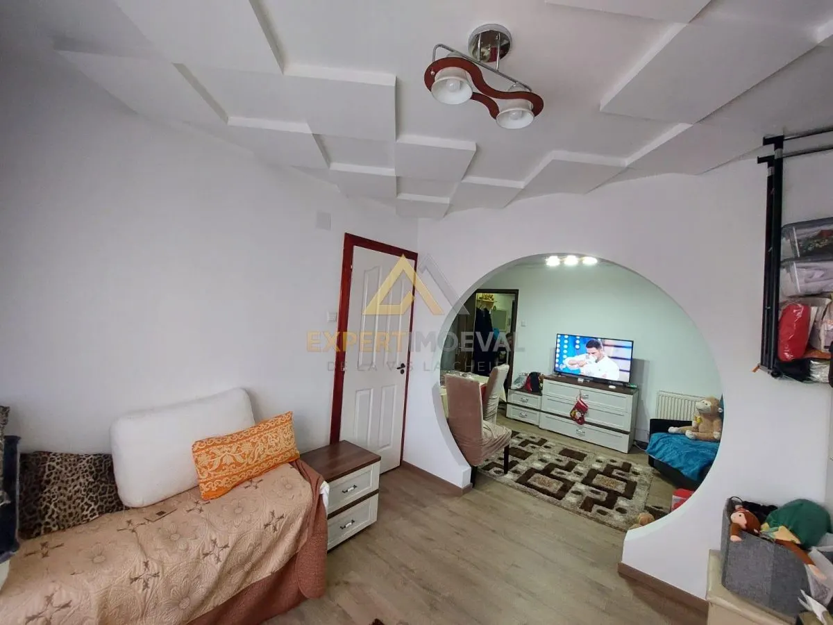 Apartament superb Aleea Neptun bl 4 - foto 5