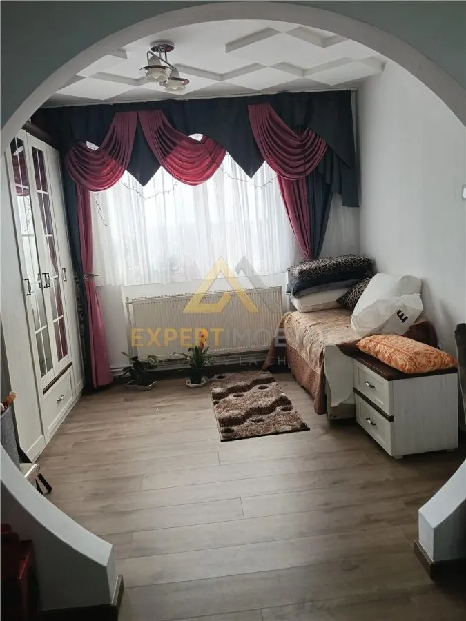 Apartament superb Aleea Neptun bl 4 - foto 8