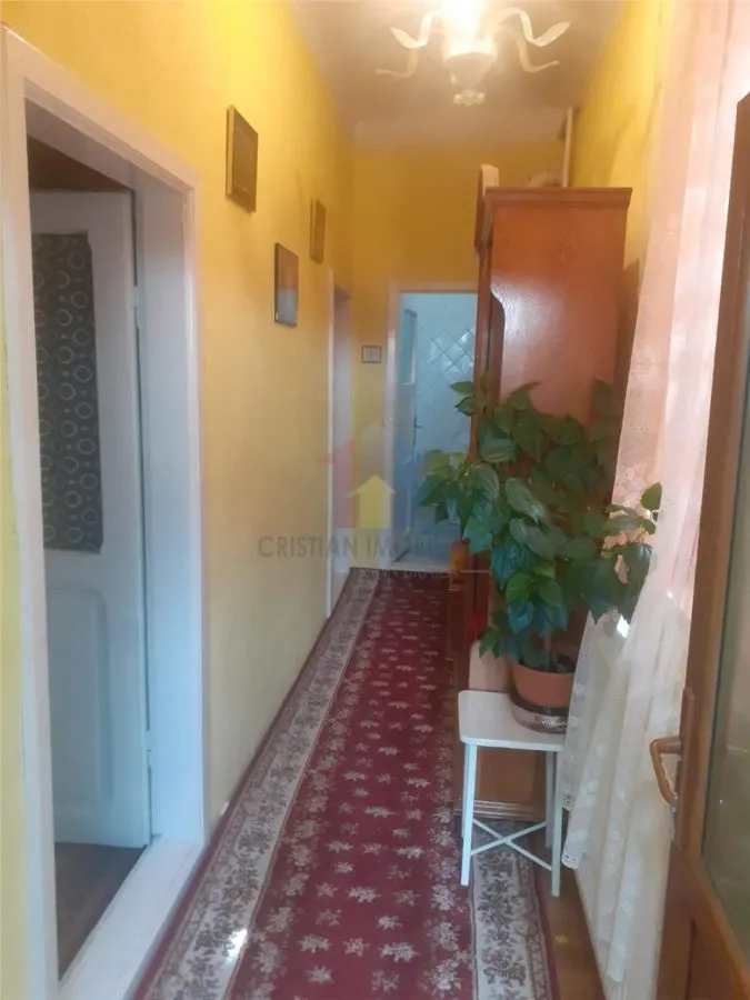 Zona Pta Mare Casa 5 camere caramida, Teren - 250 mp - foto 7