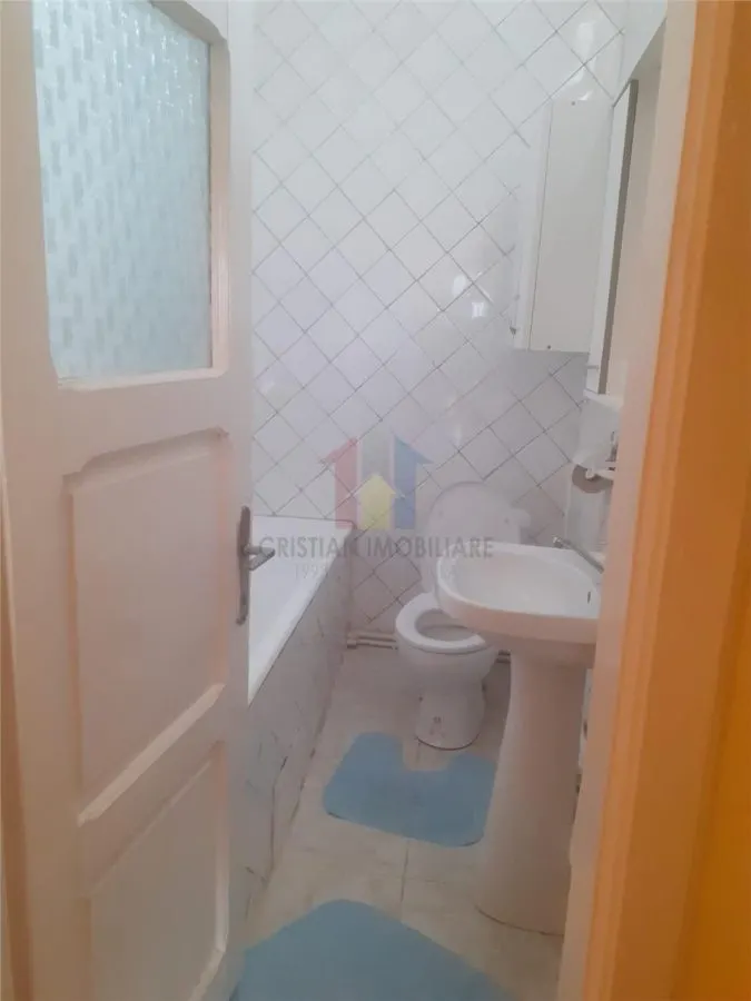 Zona Pta Mare Casa 5 camere caramida, Teren - 250 mp - foto 9