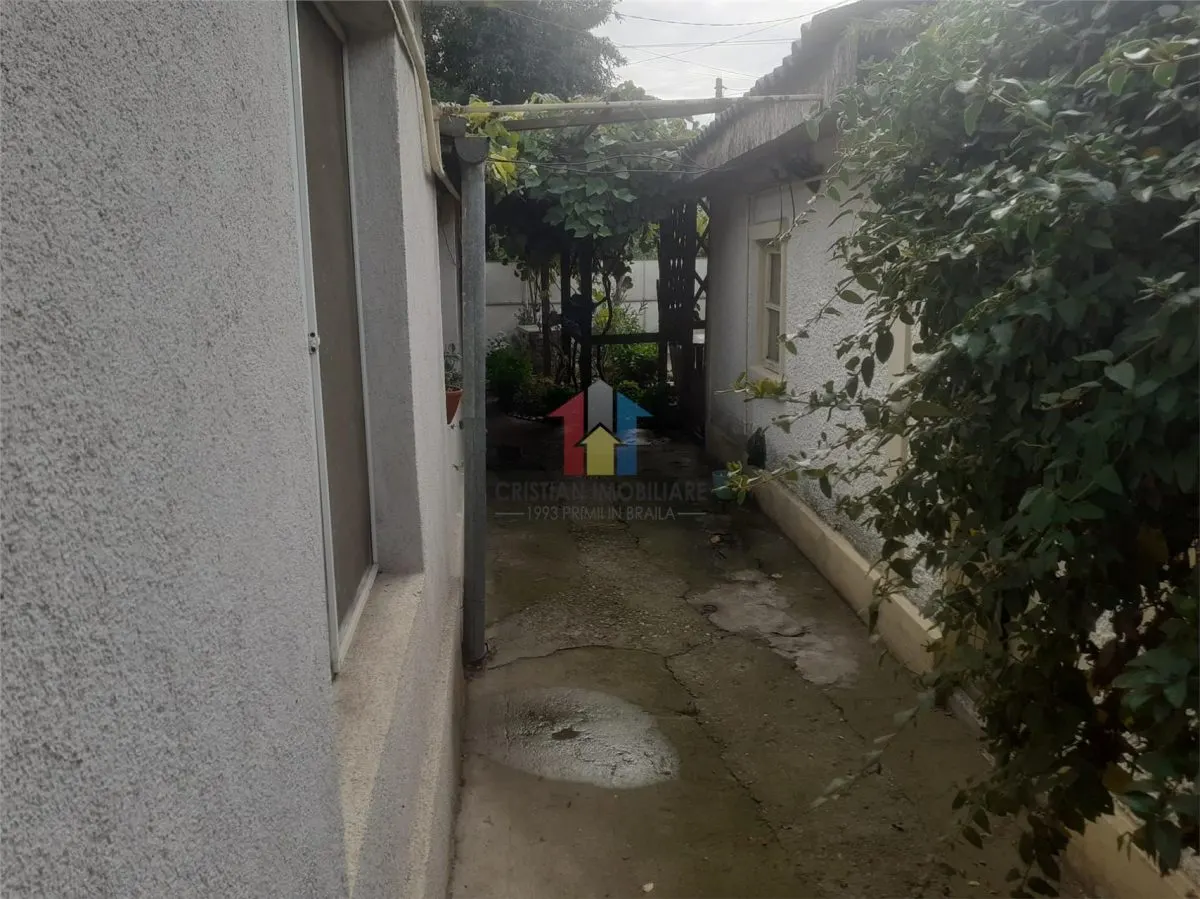 Casa cu 3 camere zona Chercea St 352mp - foto 3
