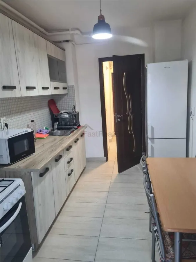 Apartament 2 camere Crangasi , semidecomandat. - foto 1
