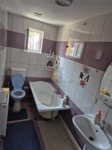 Casa 4 camere din Caramida,Centru- Bella Italia , 305mp teren - foto 17