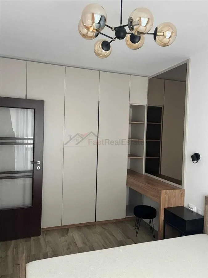 Apartament 2 camere, Cal. Calarasilor, decomandat. - foto 6