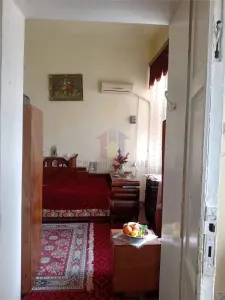 Apartament Ultracentral 2 camere,47mp utili, la curte, imobil P+1 - foto 4