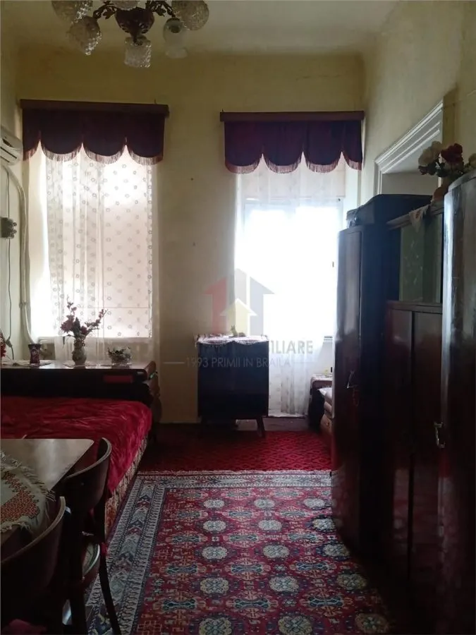 Apartament Ultracentral 2 camere,47mp utili, la curte, imobil P+1 - foto 8