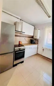 Închiriere apartament 2 camere â€“ zona Ultracentrala - foto 2