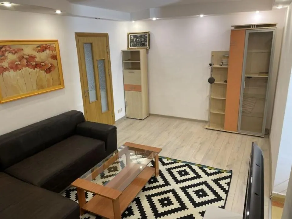 Apartament 2 camere  zona Mosilor - foto 2