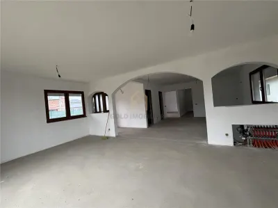 Casa pe un nivel de vanzare - foto 5