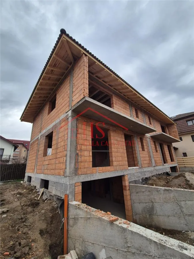 Casa tip duplex, exceptionale, zona linistita. Strada Tineretului, Floresti - foto 1