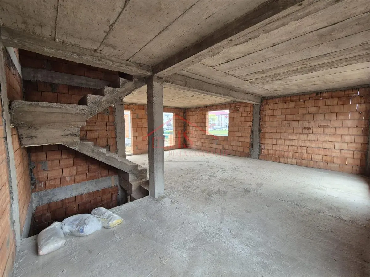 Casa tip duplex, exceptionale, zona linistita. Strada Tineretului, Floresti - foto 6