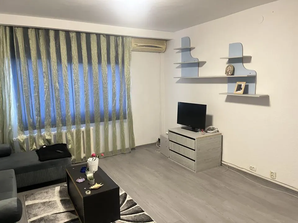 Apartament 3 camere VITAN-MALL - foto 2