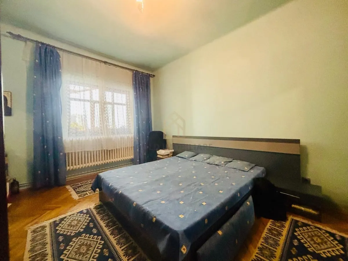 Casă de vânzare – 3 camere, zonă excelentă, lângă Parcul Mare, Baia Mare - foto 8