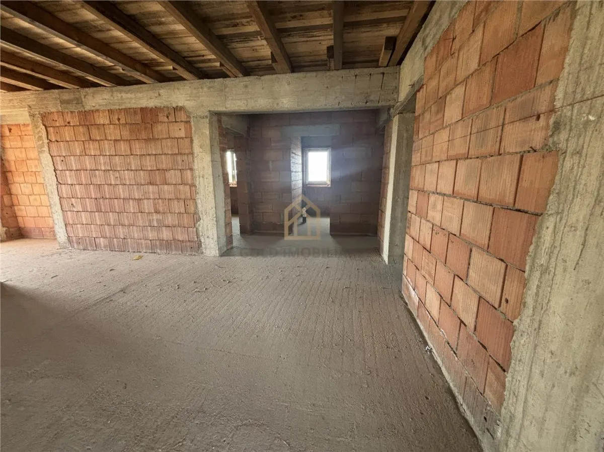Casa de vanzare Mocira - foto 2