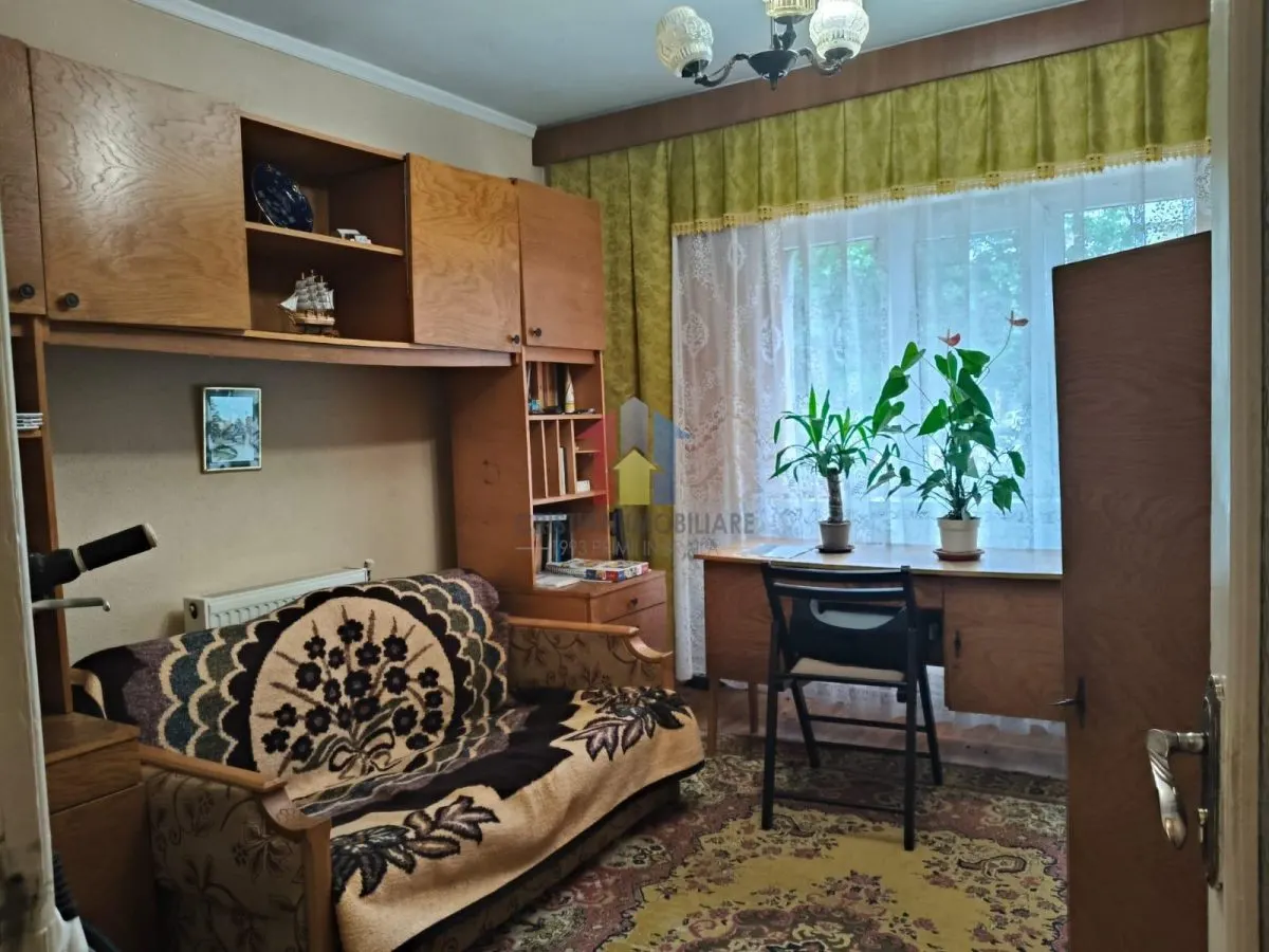 4 camere confort 1 decomandat, 97 mp, parter cu balcon, Buzaului - foto 2