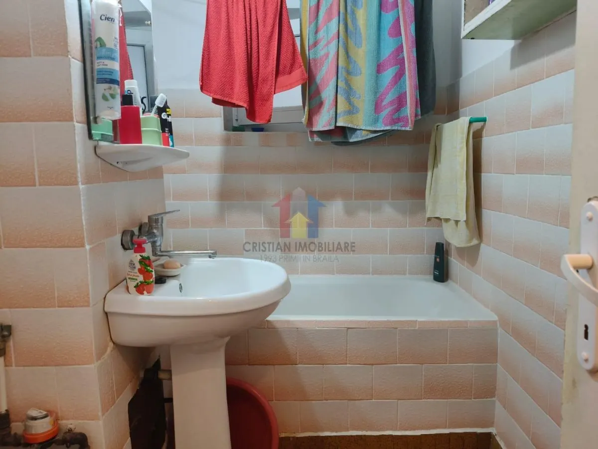 4 camere confort 1 decomandat, 97 mp, parter cu balcon, Buzaului - foto 4