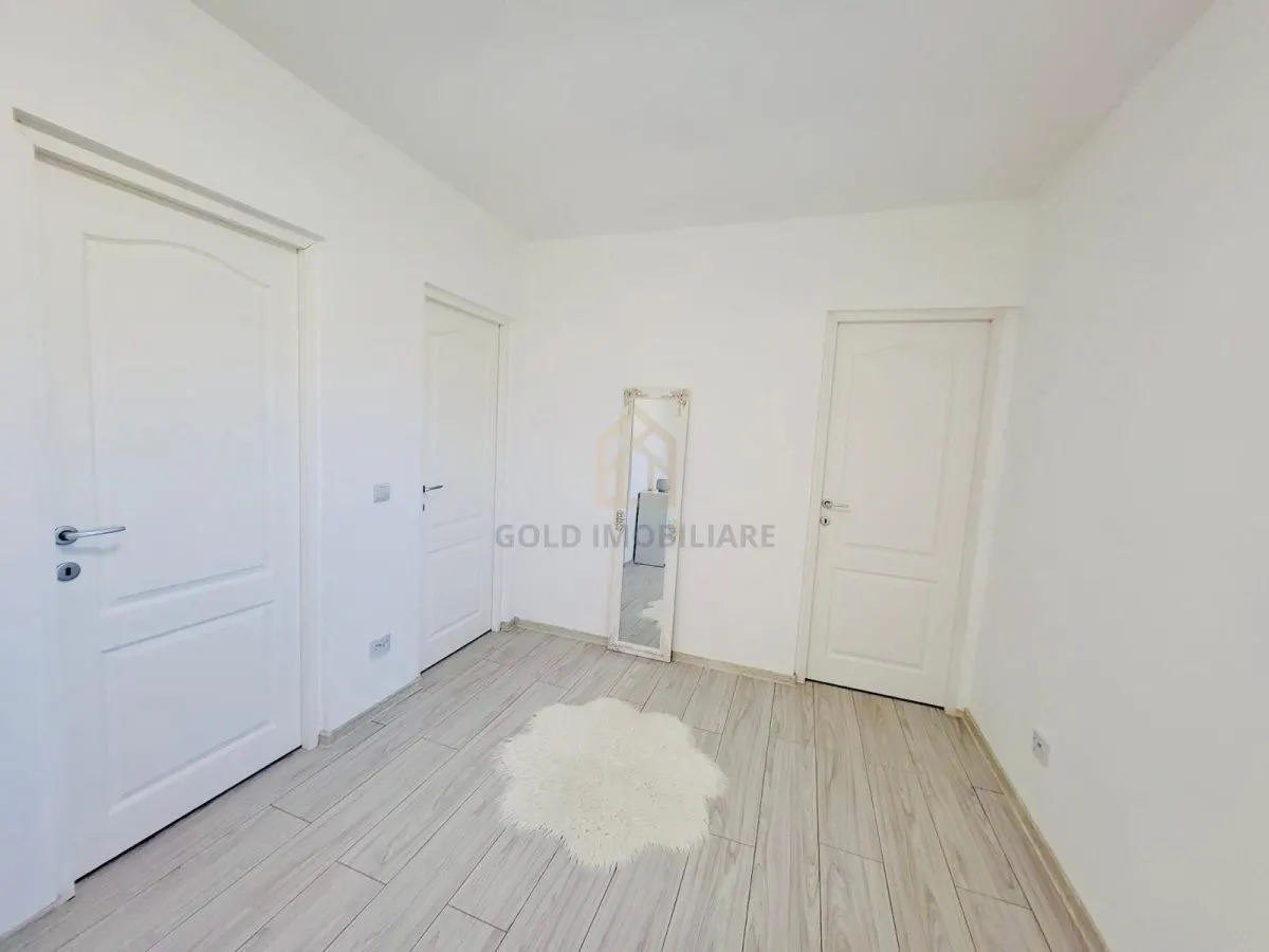Casă modernă de vânzare în Dumbrăvița - foto 11