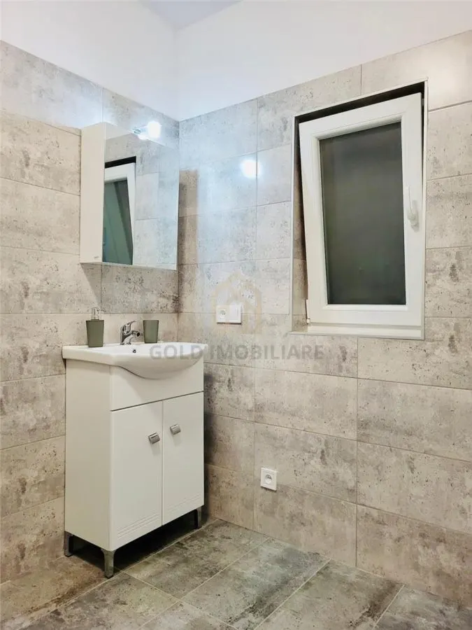 Casă modernă de vânzare în Dumbrăvița - foto 6