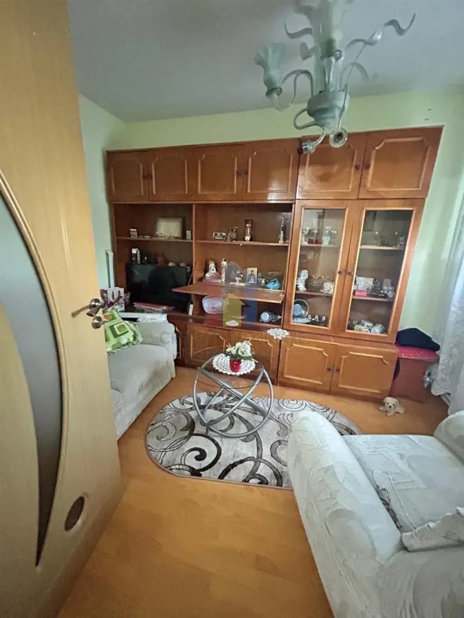 4 camere Sup=52mp  cu imbunatatiri zona Gara Autogara - foto 2