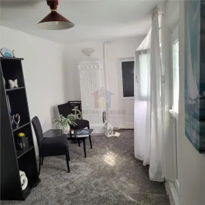 Casa 5 camere, suprafata teren 200 mp, zona Piata Saraca - foto 8