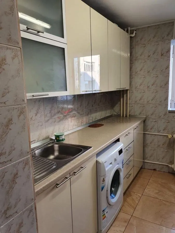 Apartament 2 camere Crangasi , decomandat. - foto 4