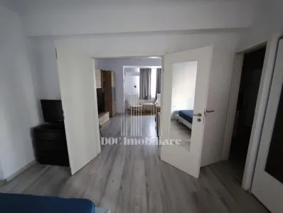 Inchiriere Apartament 3 Camere Piata Alba Iulia - foto 3