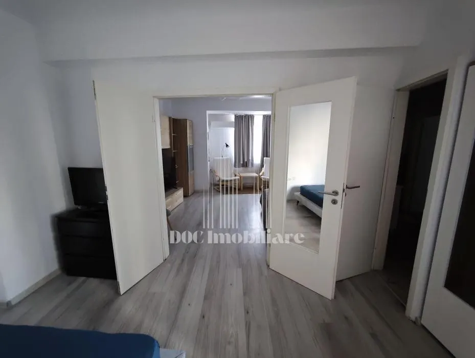 Inchiriere Apartament 3 Camere Piata Alba Iulia - foto 3