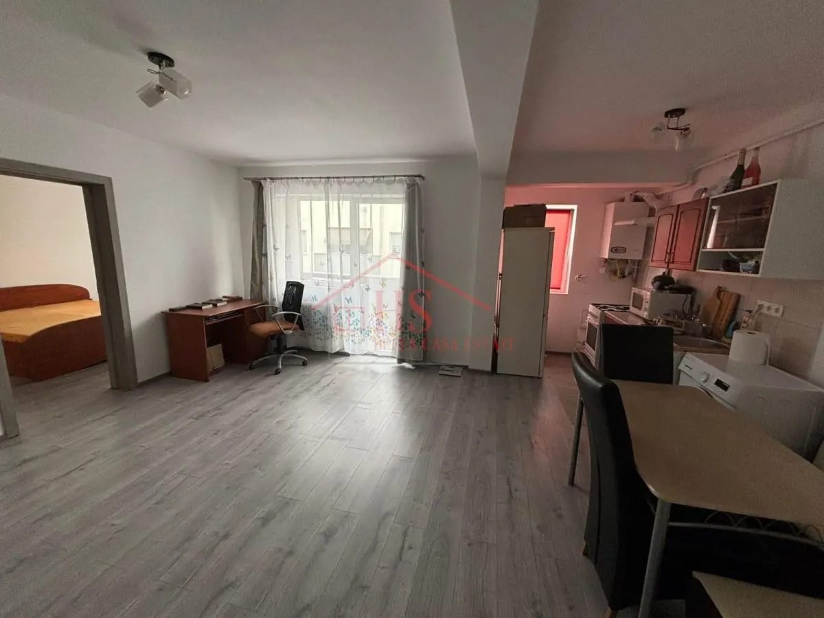 Apartament de inchiriat, 2 camere, parcare inclusa. Zona Sesul de Sus, Floresti - foto 1