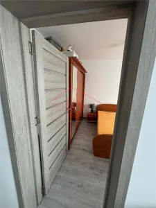 Apartament de inchiriat, 2 camere, parcare inclusa. Zona Sesul de Sus, Floresti - foto 5