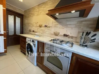 Inchiriere apartament 3 camere Piata Alba Iulia - foto 9
