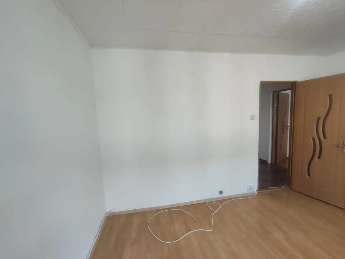 Apartament 3 camere, 72 mp, etaj 3, Aleea Heniu, 88.000 euro - foto 9