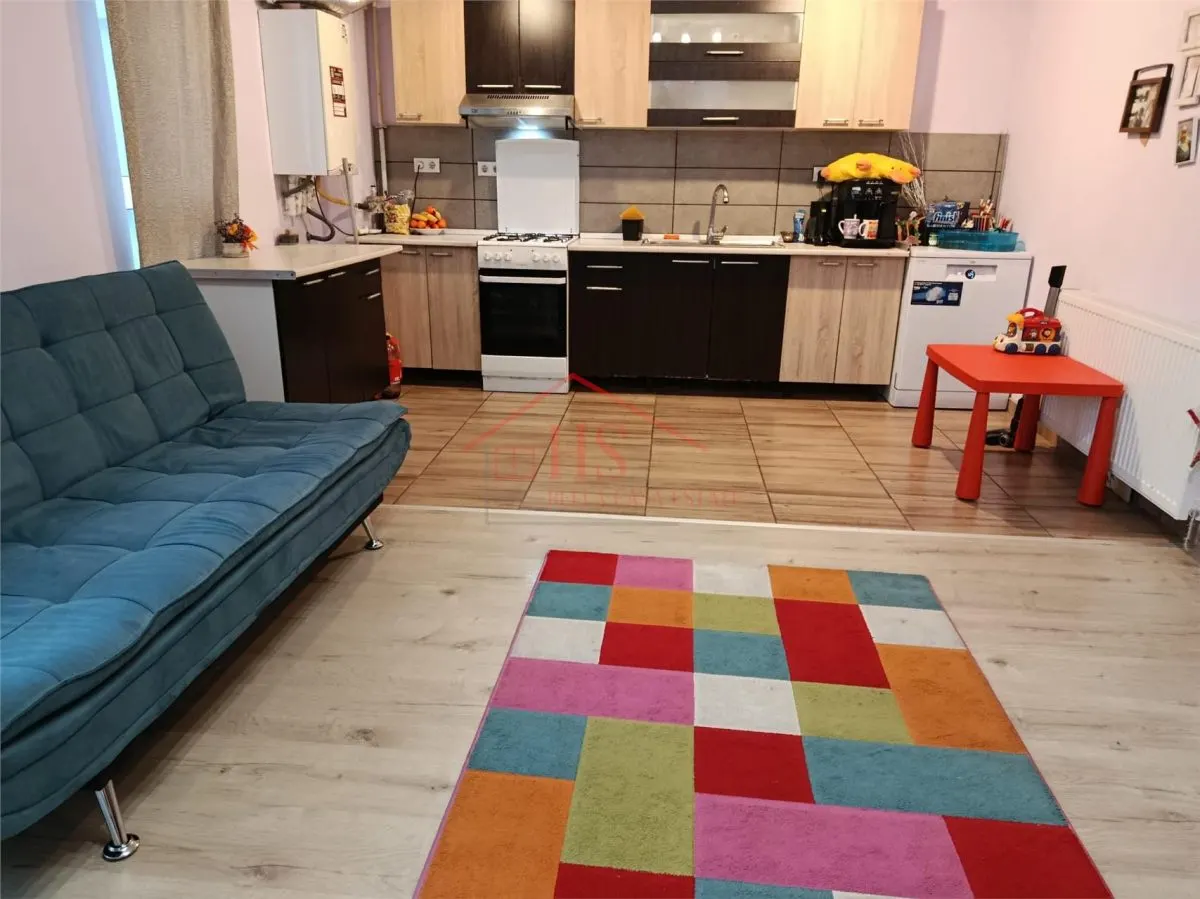 Apartament de vanzare, 2 camere. Strada Eroilor, Floresti - foto 4