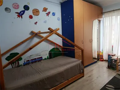 Apartament de vanzare, 2 camere. Strada Eroilor, Floresti - foto 8