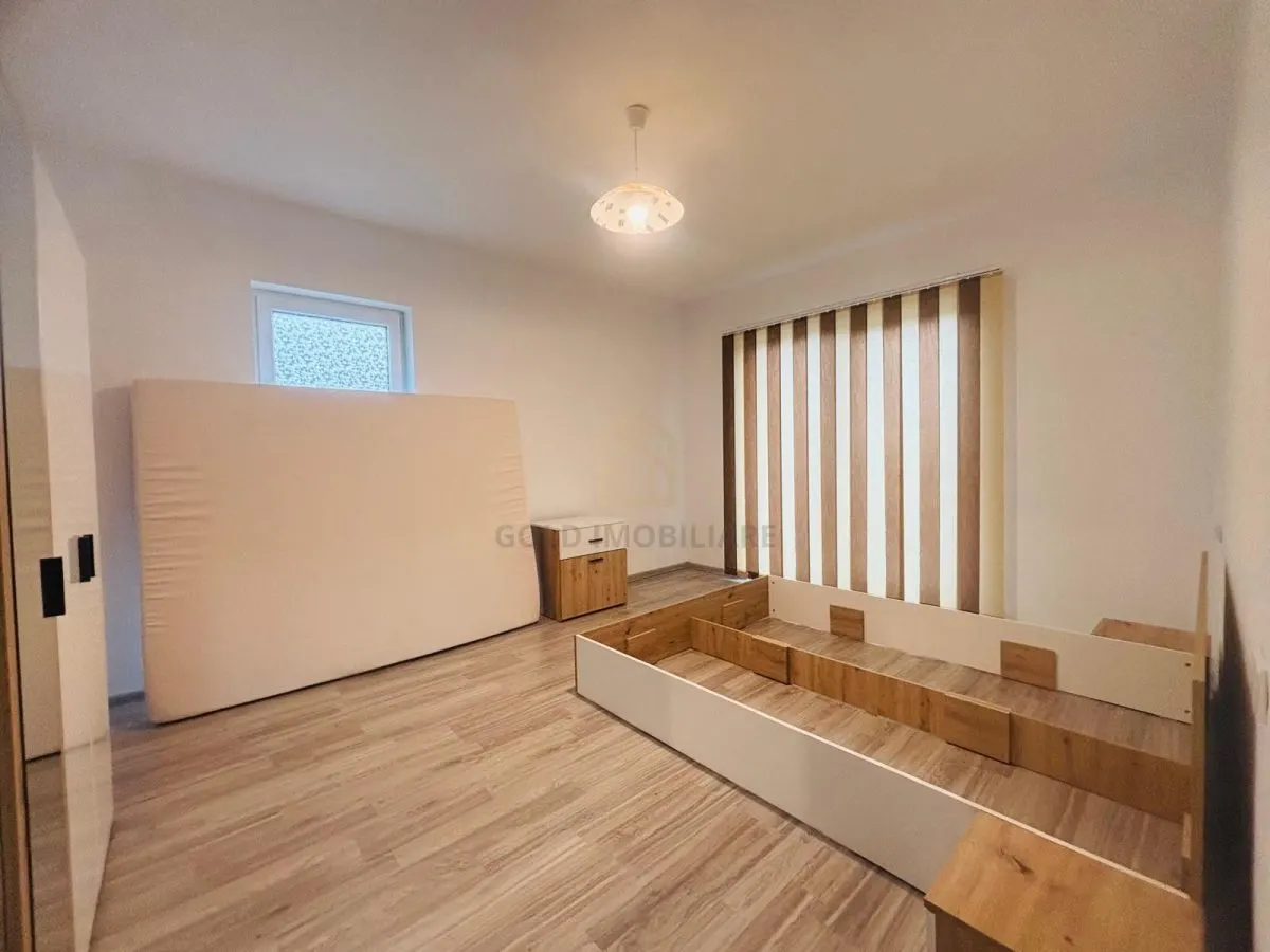 Casă de vânzare â€“ 4 camere â€“ Strada Vrancei  Baia Mare - foto 5