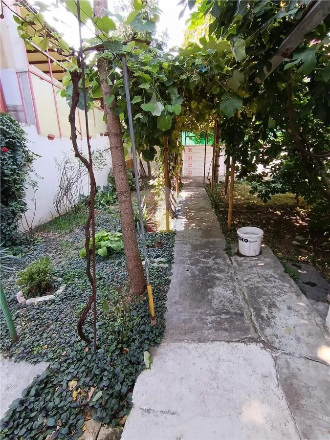 Casa intre Scolilor si Calarasi,  Teren cu 237mp - foto 7
