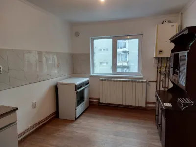 APARTAMENT DE VANZARE 3 CAMERE ZONA HAN| ETAJUL 2 | 72MPU | - foto 1