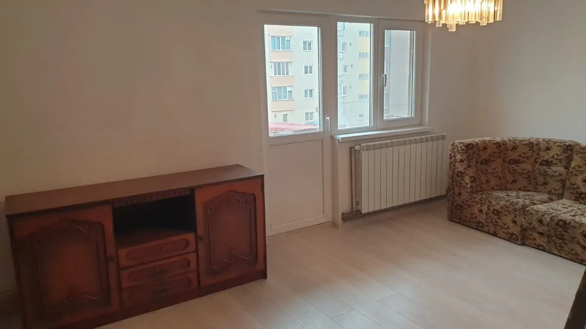 APARTAMENT DE VANZARE 3 CAMERE ZONA HAN| ETAJUL 2 | 72MPU | - foto 2