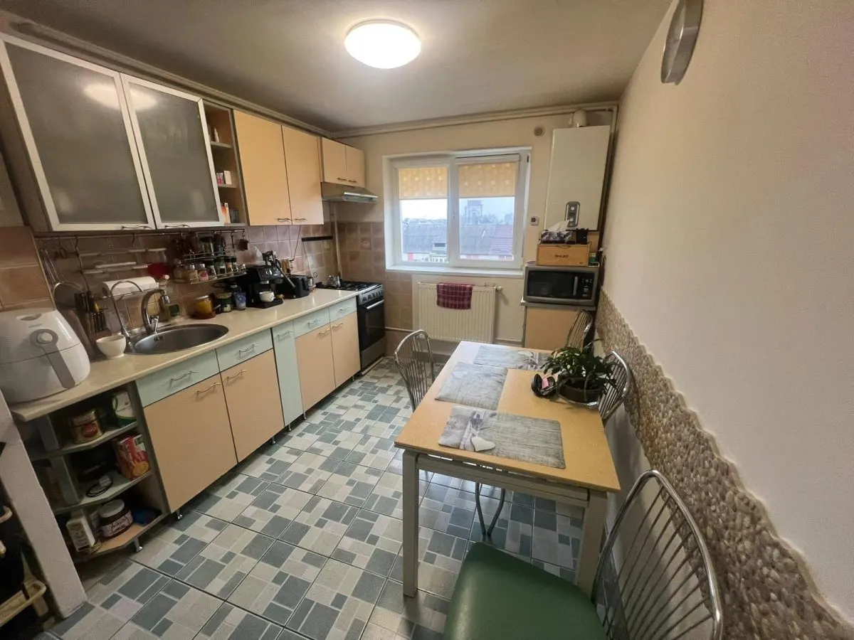 APARTAMENT DE VANZARE  ZONA HAN| ETJ.6 | 67MPU | - foto 1