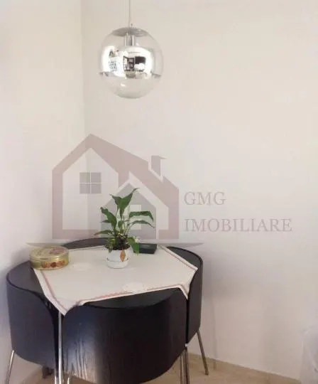 Garsoniera zona Fundeni - foto 7