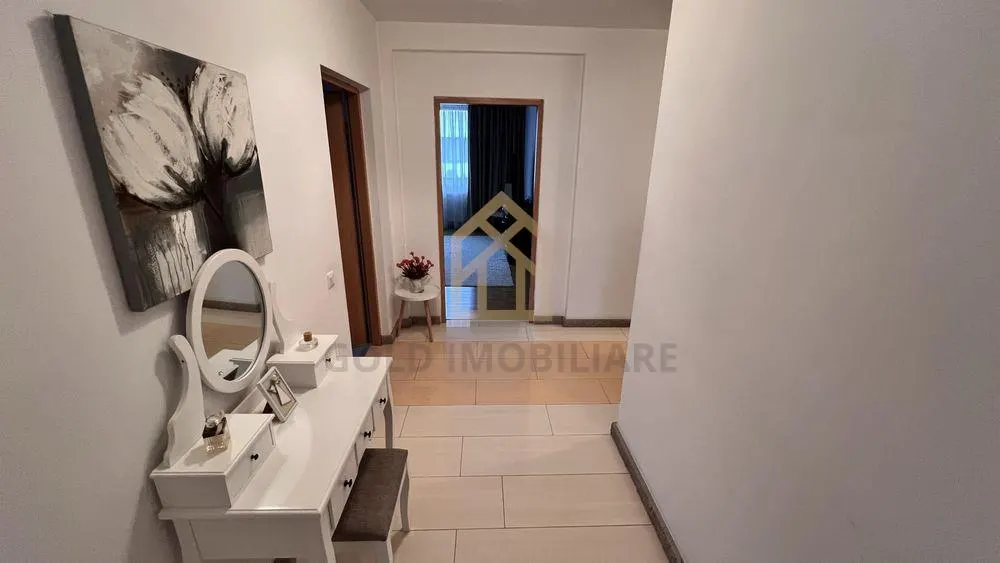 Chirie apartament 3 camere - foto 3