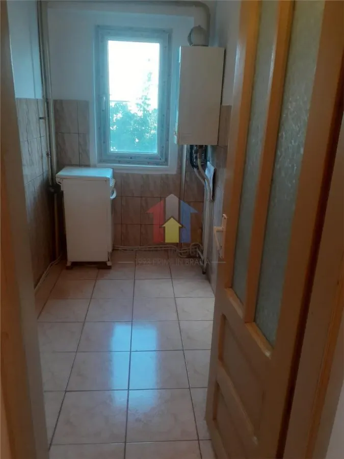 Apartament 2 camere,zona Viziru 3, etaj 5 - foto 3