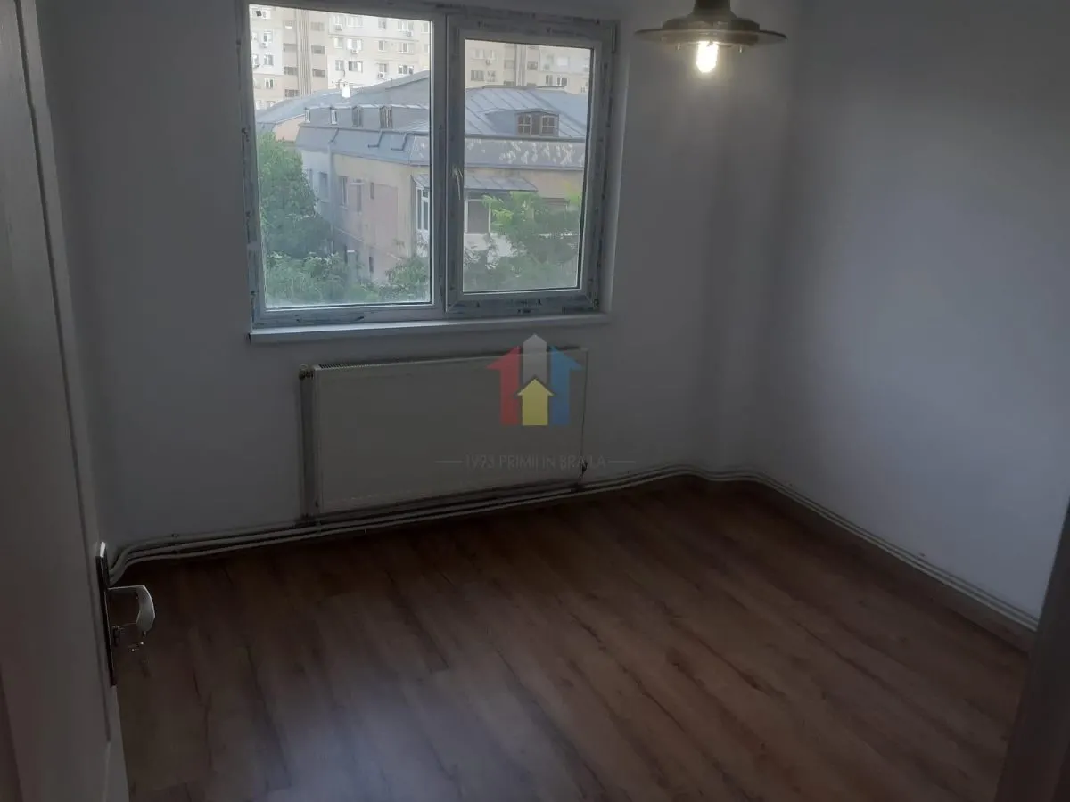 Apartament 2 camere,zona Viziru 3, etaj 5 - foto 5