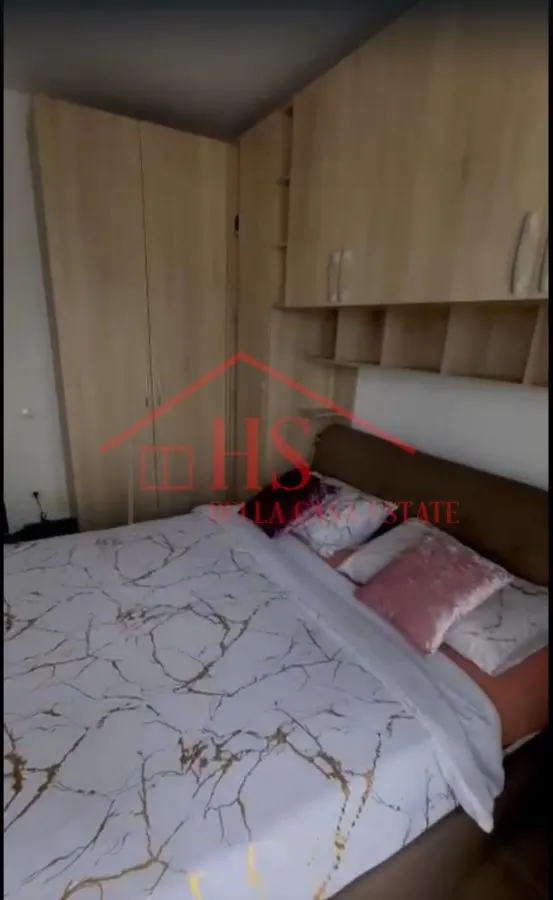 Apartament cu 3 camere de vanzare, cu parcare exterioara si subterana. Strada Avram Iancu, -Floresti. - foto 11