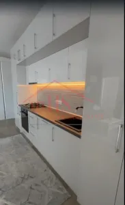 Apartament cu 3 camere de vanzare, cu parcare exterioara si subterana. Strada Avram Iancu, -Floresti. - foto 4